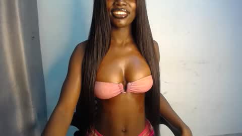 Snapshot of choco_nanstyxx chatting on September 11, 6:19 pm mila online show from September 11, 6:19 pm