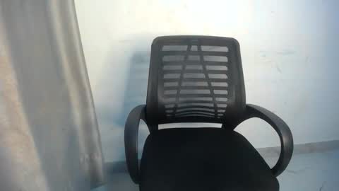 Snapshot of choco_nanstyxx chatting on October 3, 11:10 pm mila online show from October 3, 11:10 pm