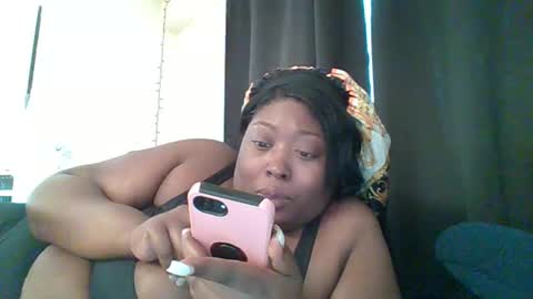 chocolatebbwgoodpussy online show from October 19, 8:11 pm