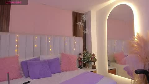 christal_jane online show from December 21, 4:33 pm