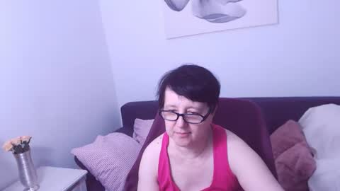 Christa online show from June 30, 8:19 pm