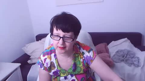 Christa online show from April 6, 4:46 am