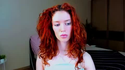christinaconteeree online show from July 21, 7:03 pm