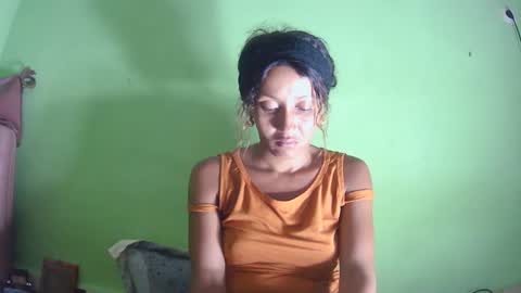 christine213 online show from February 1, 6:39 pm