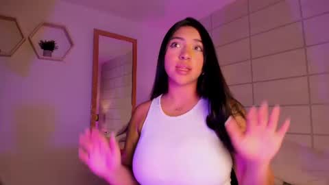 Christine  online show from July 8, 12:07 pm