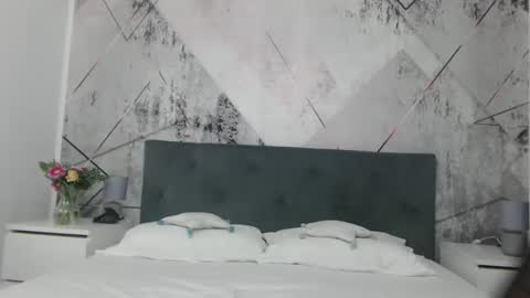 christine_show online show from December 3, 11:12 am