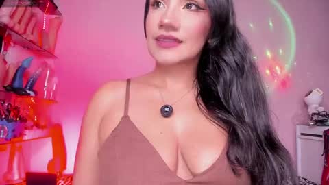 Snapshot of christymilk1 chatting on October 9, 3:10 am christy online show from October 9, 3:10 am