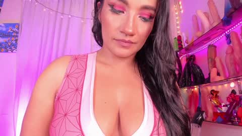 Snapshot of christymilk1 chatting on February 2, 12:40 am christy online show from February 2, 12:40 am