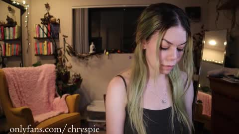 Snapshot of chrysanthulu chatting on October 15, 5:21 am Chrys online show from October 15, 5:21 am