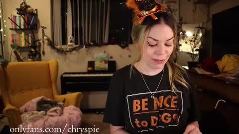 Chrys online show from October 31, 6:04 am