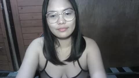 chubbycheeks27 online show from February 24, 5:31 pm