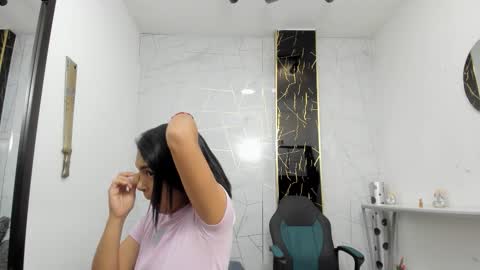 ...   ... online show from January 11, 5:23 am