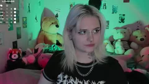 Helen and Teya online show from November 18, 1:12 pm