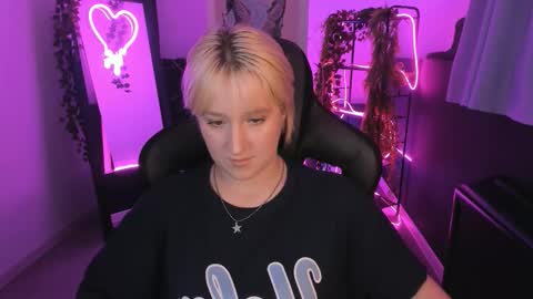 Cin Bellamy online show from October 10, 7:02 am