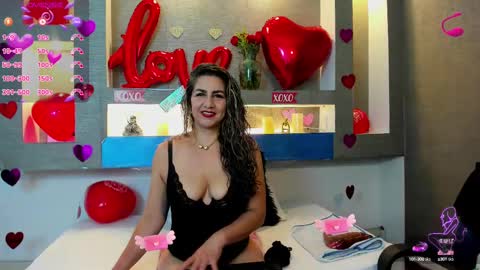 Cinthya  online show from February 15, 12:22 pm