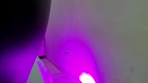 CintiaCollins  online show from November 15, 8:10 pm