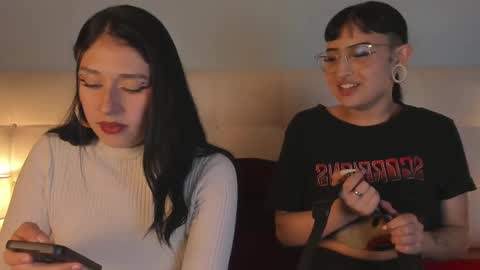 Snapshot of cintya_kors chatting on March 1, 2:15 am Cintya online show from March 1, 2:15 am