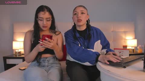 Snapshot of cintya_kors chatting on January 10, 2:14 am Cintya online show from January 10, 2:14 am