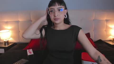 Snapshot of cintya_kors chatting on February 24, 6:58 pm Cintya online show from February 24, 6:58 pm