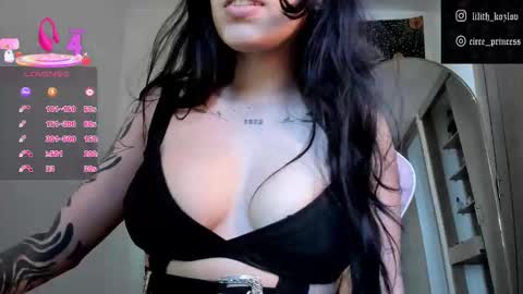 Paulina online show from December 13, 8:59 pm