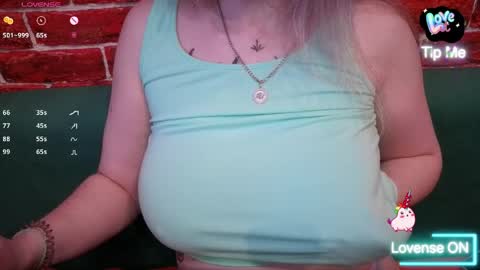 citrusblissss online show from April 9, 12:43 pm