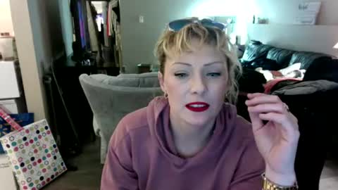 cj_wunderlust online show from January 15, 11:22 pm