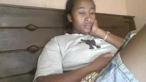 Clarah0123 online show from November 1, 7:40 pm