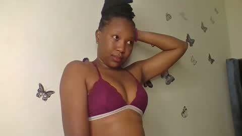 clara11 online show from April 16, 9:39 pm