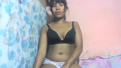 clarissezz online show from June 8, 1:45 pm