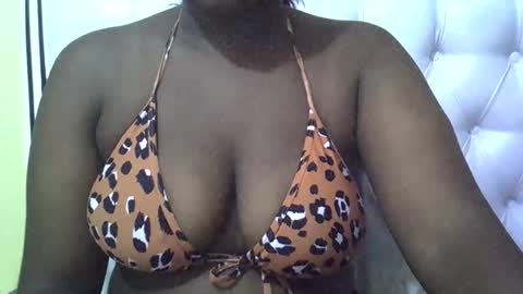 classy_zoey online show from February 20, 8:49 am