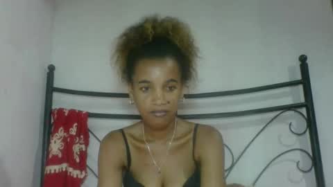 claudianne online show from January 18, 7:43 pm