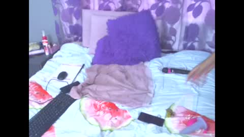 Snapshot of claudine_valencia chatting on February 1, 3:28 pm claudine valencia online show from February 1, 3:28 pm