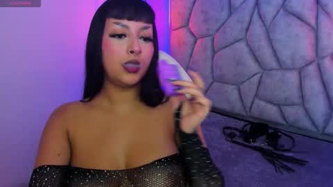 cleoopatraa__ online show from November 13, 9:47 pm