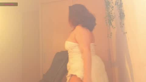 Cleopatra online show from April 14, 2:44 am