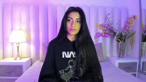 CleoSteele online show from June 17, 1:01 pm