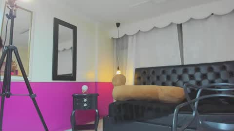 cloe_adams__ online show from October 9, 11:31 pm