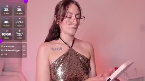 Chloe  online show from October 26, 9:16 am