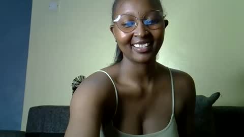 Coco online show from March 26, 5:15 pm