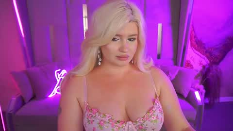 onlyfans amyleyy online show from September 23, 1:31 pm