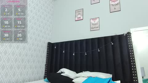 Snapshot of colombia_mommy_ chatting on February 22, 12:40 pm GRETCHEN online show from February 22, 12:40 pm