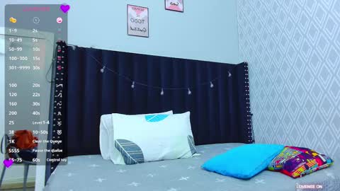 Snapshot of colombia_mommy_ chatting on March 10, 12:49 pm GRETCHEN online show from March 10, 12:49 pm