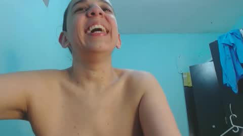 Snapshot of colombiana_latin chatting on October 15, 12:46 am Colombian Hot online show from October 15, 12:46 am