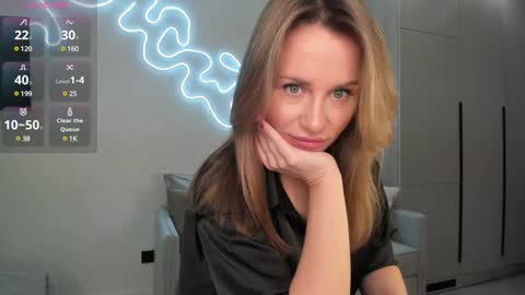 Snapshot of cometoseeme_ chatting on February 2, 5:26 pm Alice online show from February 2, 5:26 pm