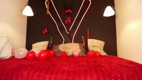 cookie_bit_ online show from March 13, 5:09 am