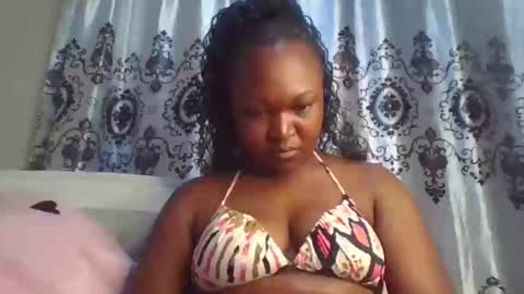 coolgirl001 online show from October 27, 7:19 pm