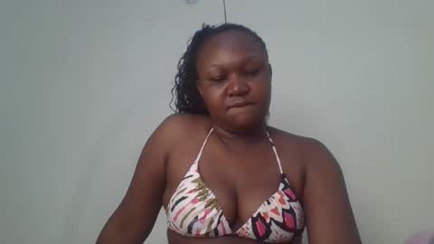 coolgirl001 online show from October 29, 7:38 pm