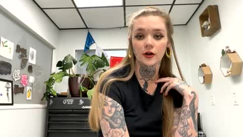 corpsechick online show from December 22, 9:20 pm