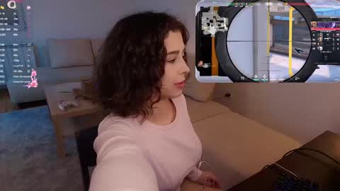 Luna online show from April 17, 5:48 pm