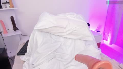 Maria  online show from January 31, 11:45 pm