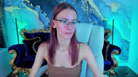Snapshot of cozymell chatting on December 7, 7:27 am cozymell online show from December 7, 7:27 am